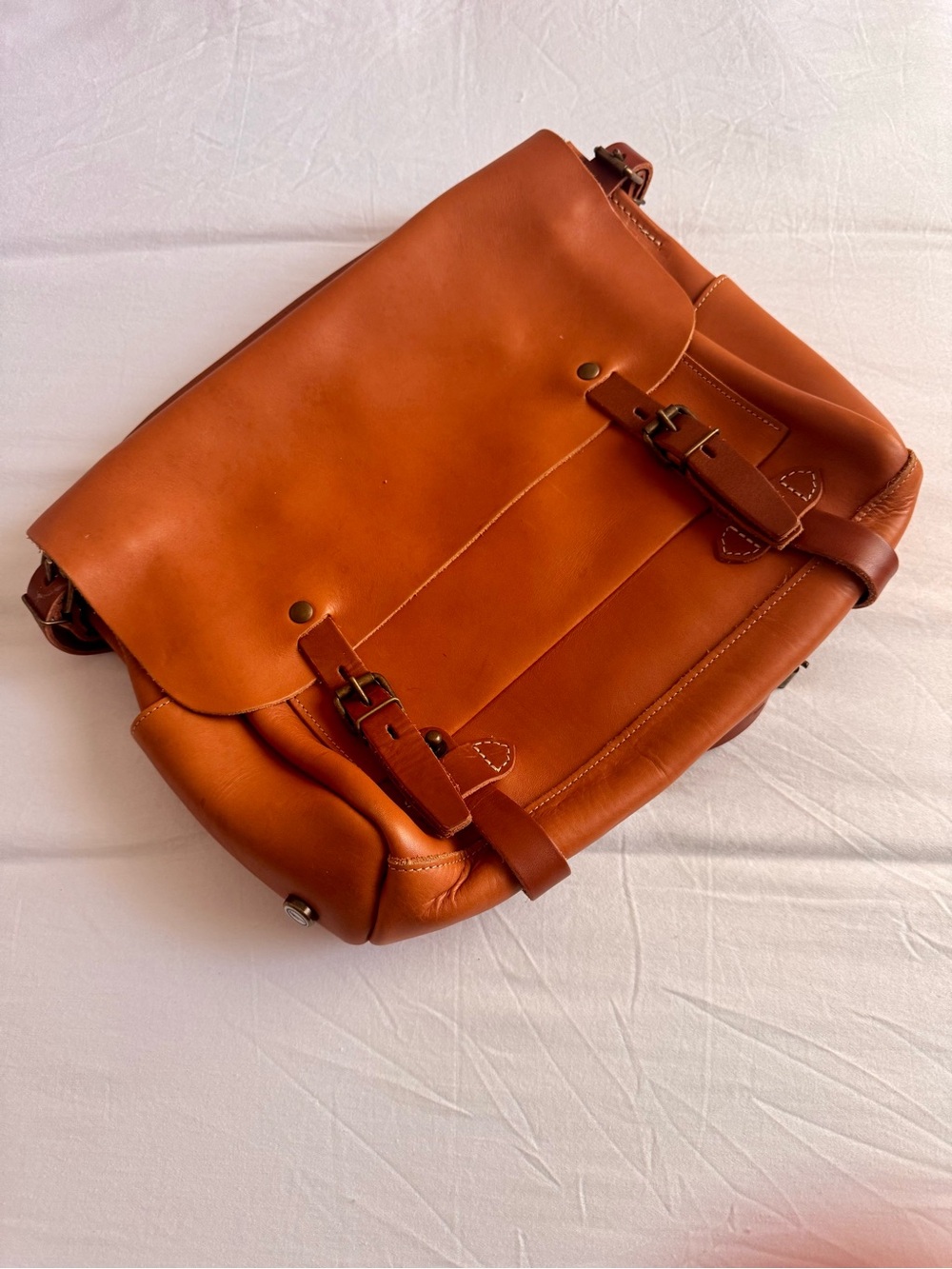 Bleu de Chauffe Éclair M Leather Postman Bag Cognac France NEW